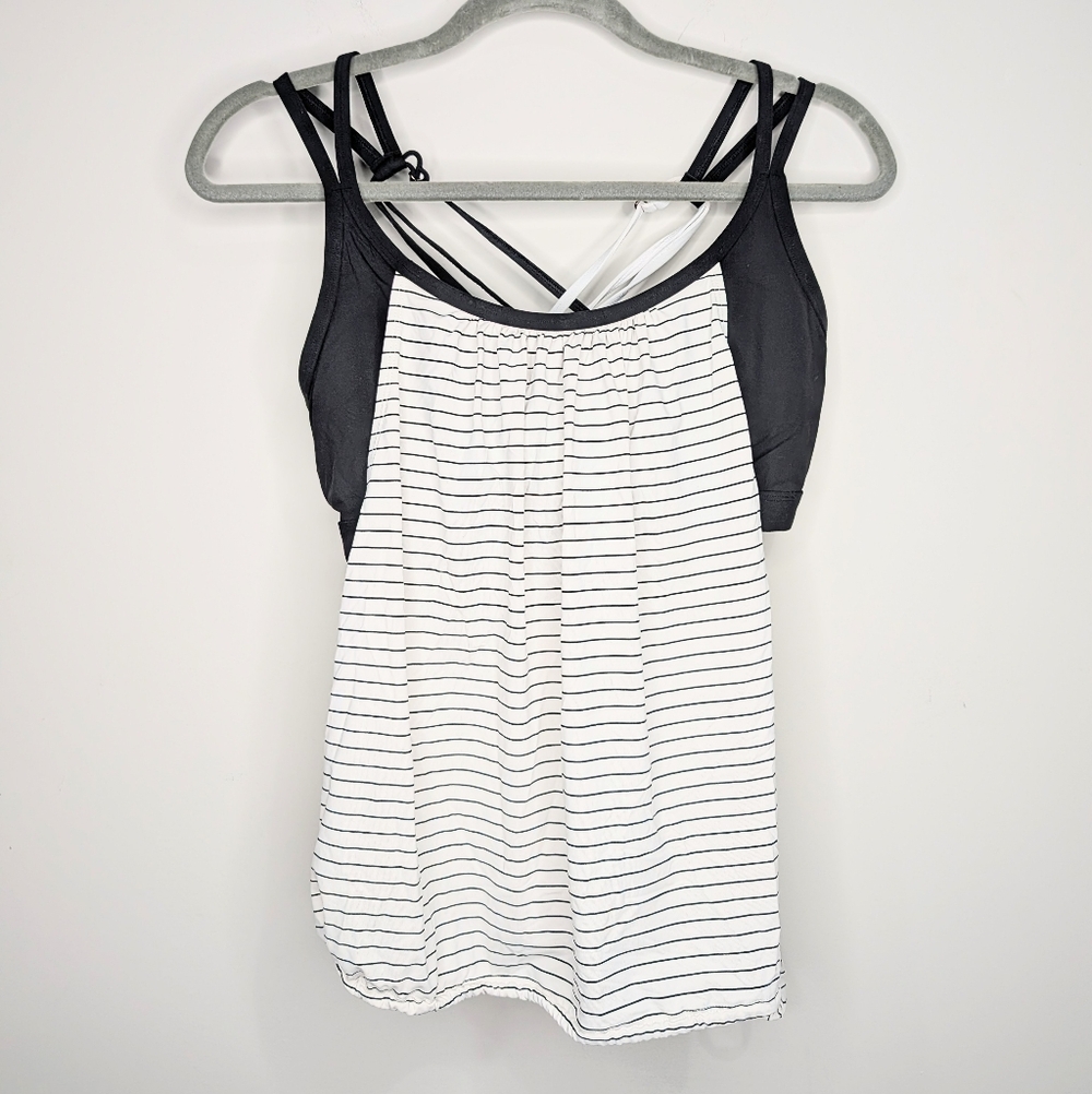 CALIA by Carrie Underwood Strappy Open-Side Workout Tank – Gathered Hem – Size L